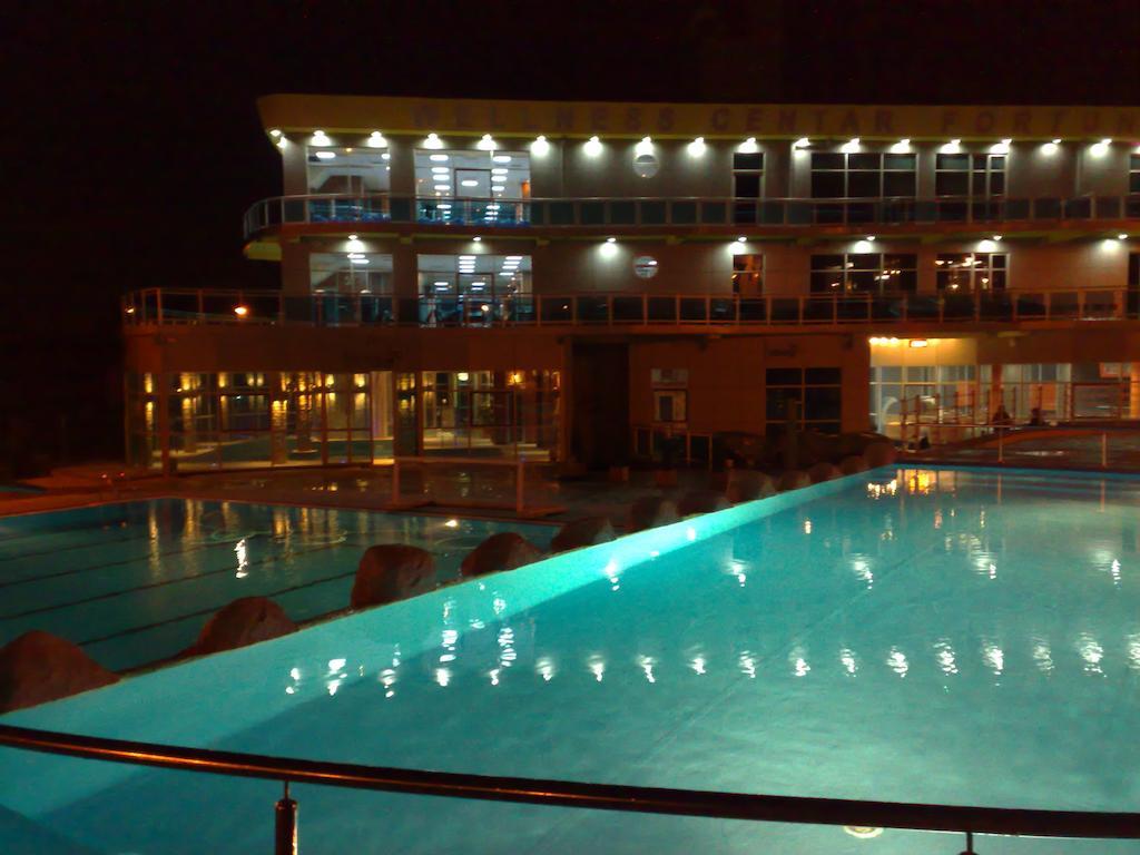 Hotel Fortuna Banja Luka Exterior foto