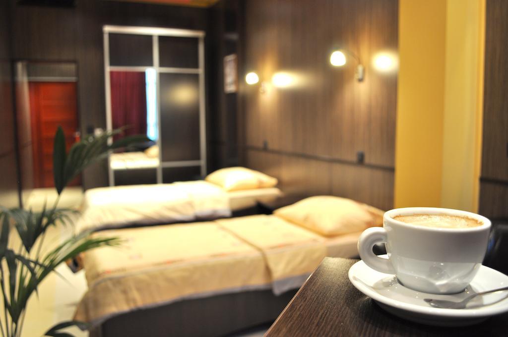 Hotel Fortuna Banja Luka Habitación foto